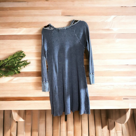 Able brand distressed waffle weave thermal skater dress. - Picture 1 of 5